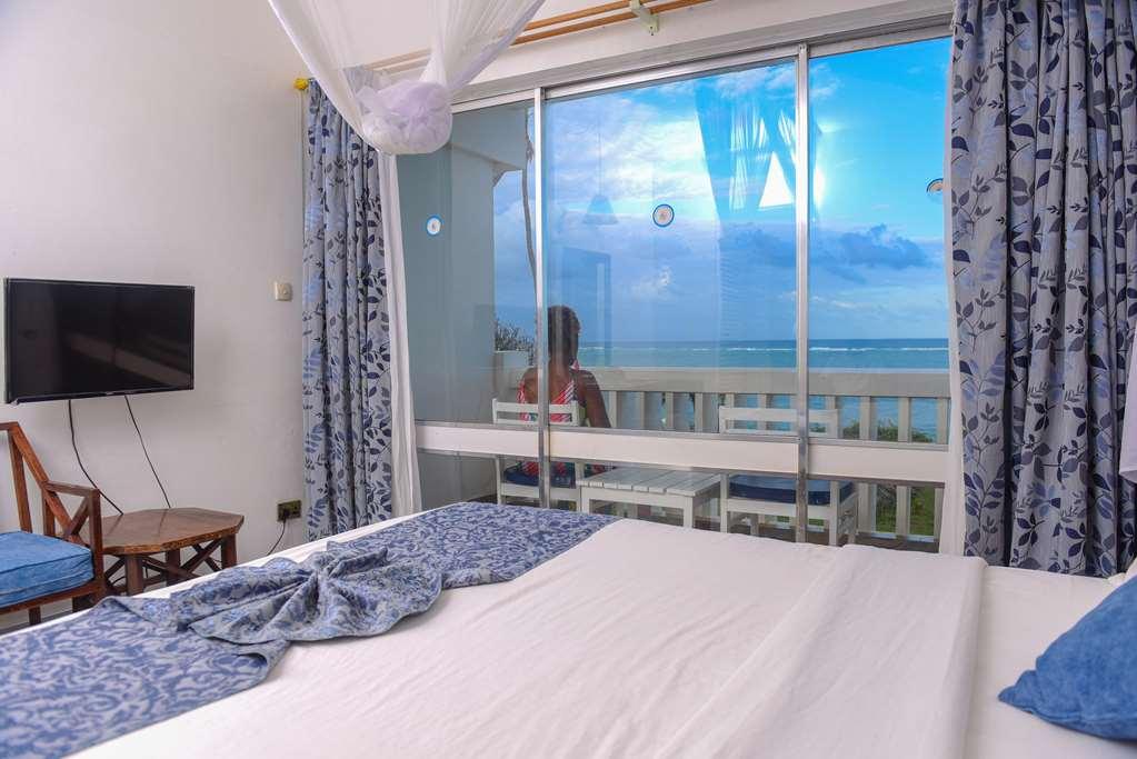 Mombasa Beach Hotel Ruang foto