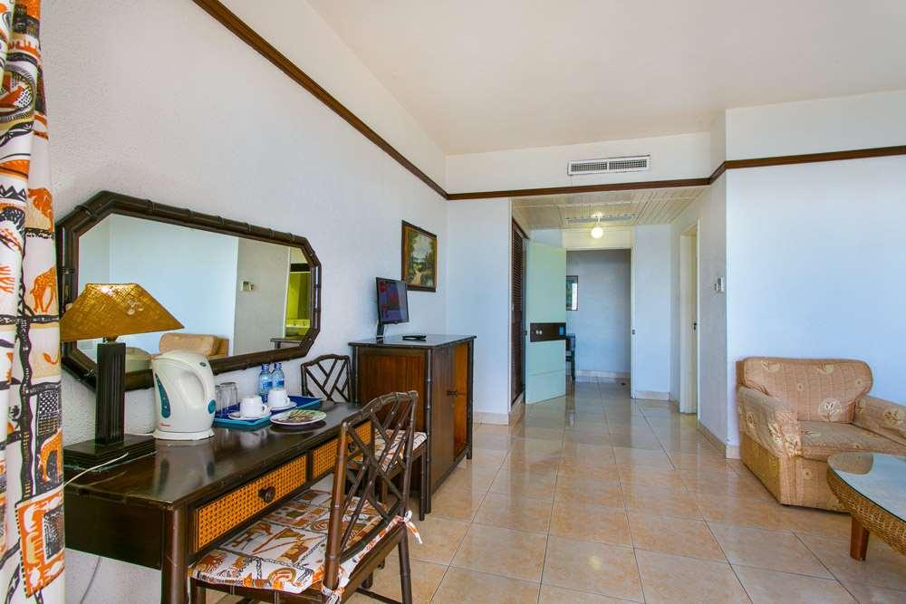 Mombasa Beach Hotel Ruang foto