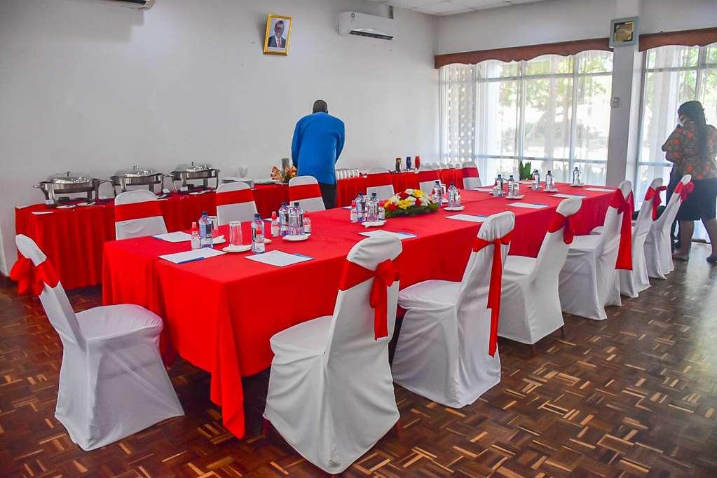 Mombasa Beach Hotel Fasilitas foto